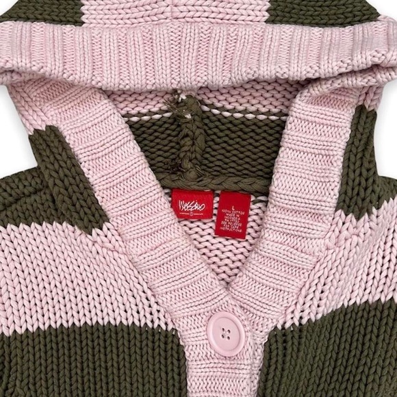 Mossimo Cardigan - Picture 3 of 3